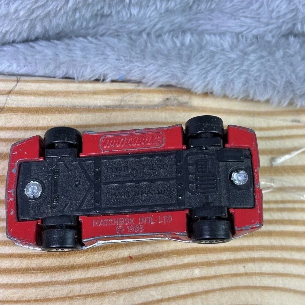 Lot Of 3 Matchbox Cars De Tomaso Pantera 1975 Diecast Greased Lightnin' 31 Red